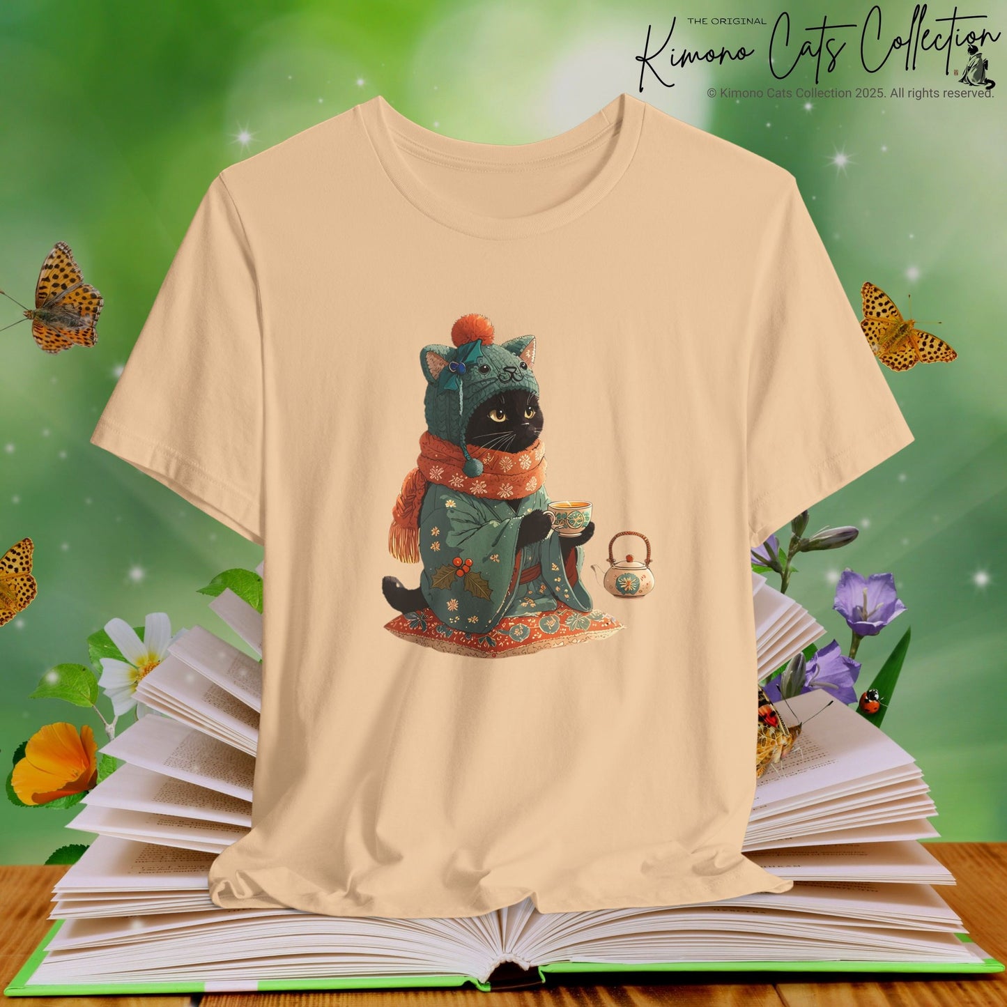 Cozy Black Cat Reader - T-Shirt