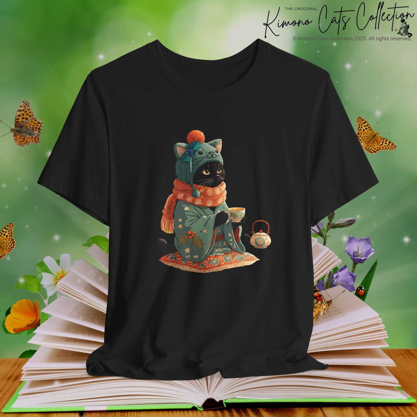 Cozy Black Cat Reader - T-Shirt